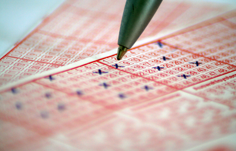 Noi trageri Loto 6/49