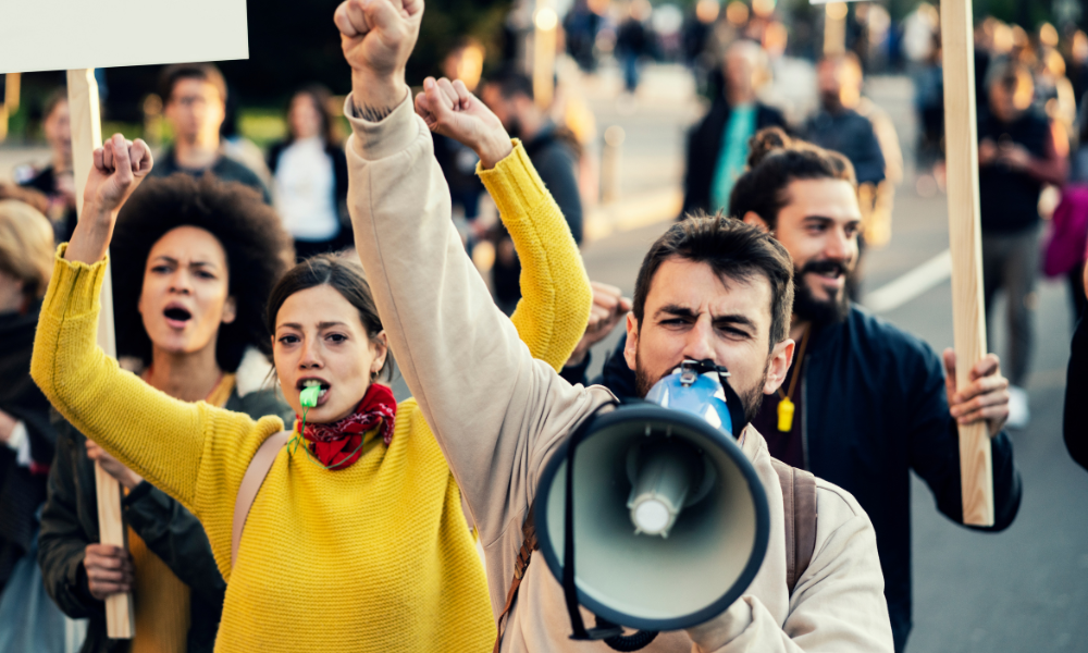 Patru mari confederații sindicale anunță un protest