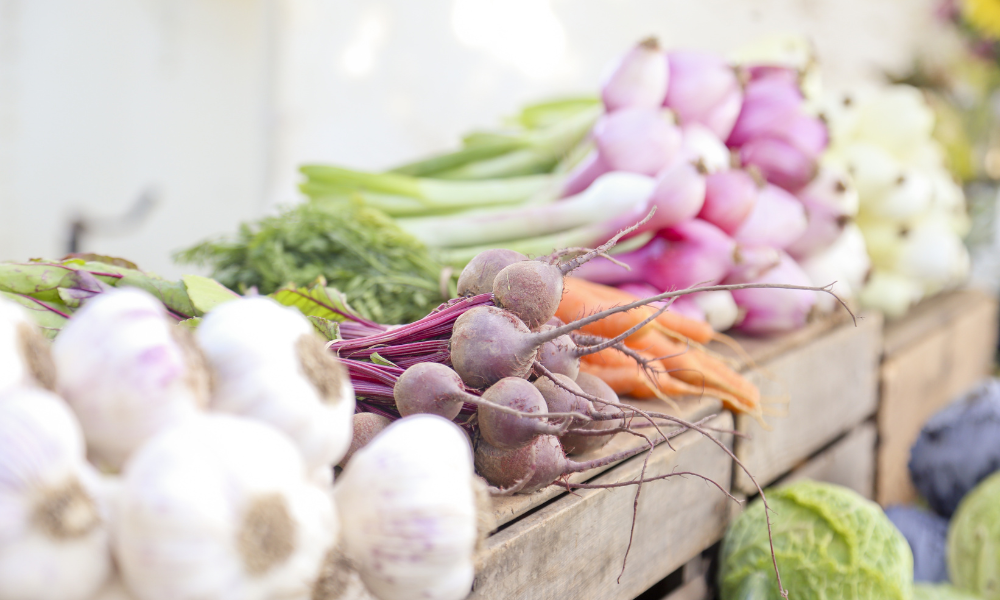 Plafonarea adaosului comercial la alimente de bază