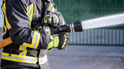 Incendiu la un depozit de materiale de construcții din Zalău