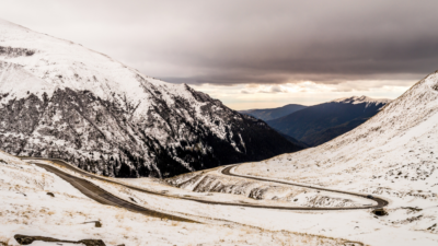 Transalpina, închisă pe un nou tronson din cauza condițiilor meteo extreme
