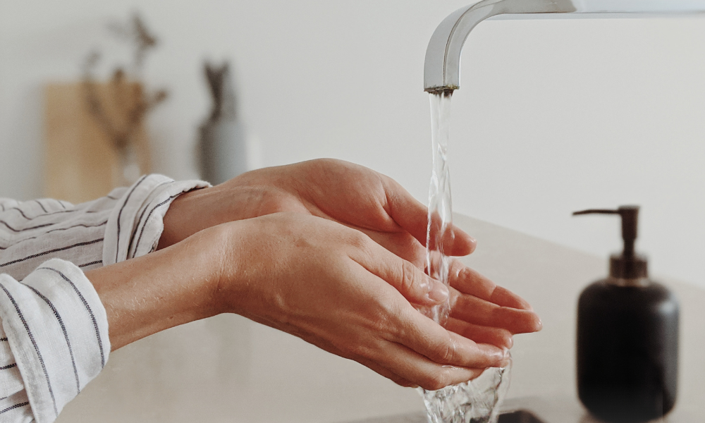 Furnizarea apei potabile întreruptă în Hereclean și Treznea