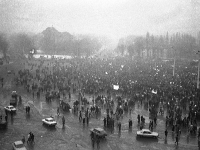 MAE vrea să declasifice documente-cheie din anii ’90