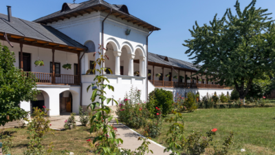 Sfântul Nifon