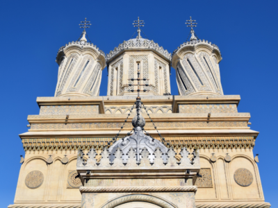 Sfinții Mucenici Eutropie, Cleonic și Vasilisc