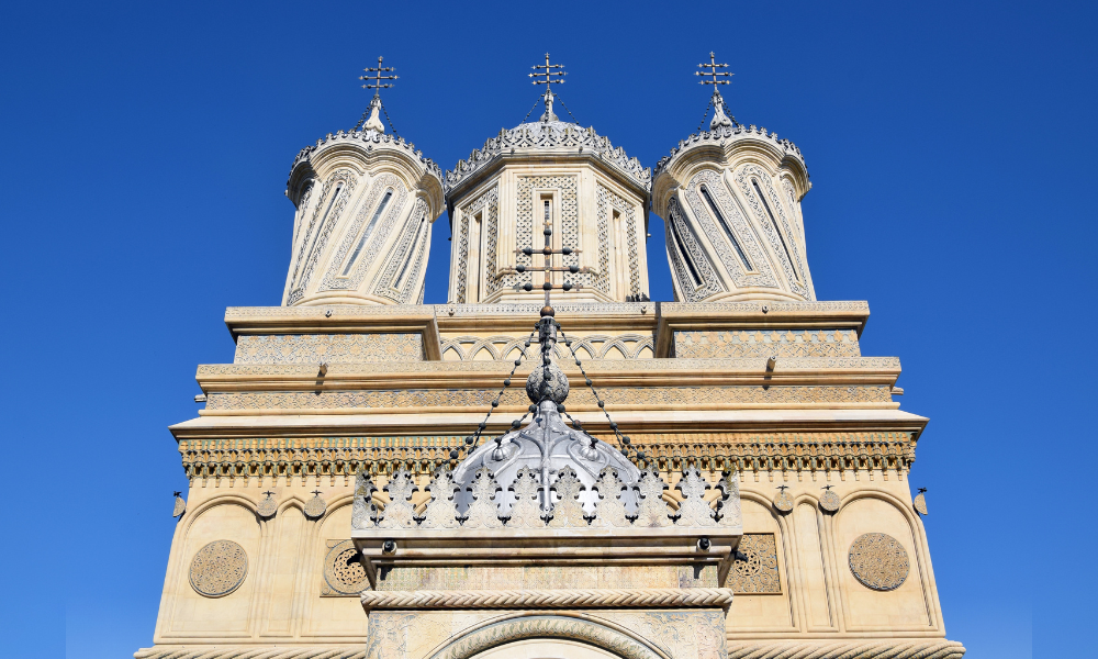 Sfinții Mucenici Eutropie, Cleonic și Vasilisc