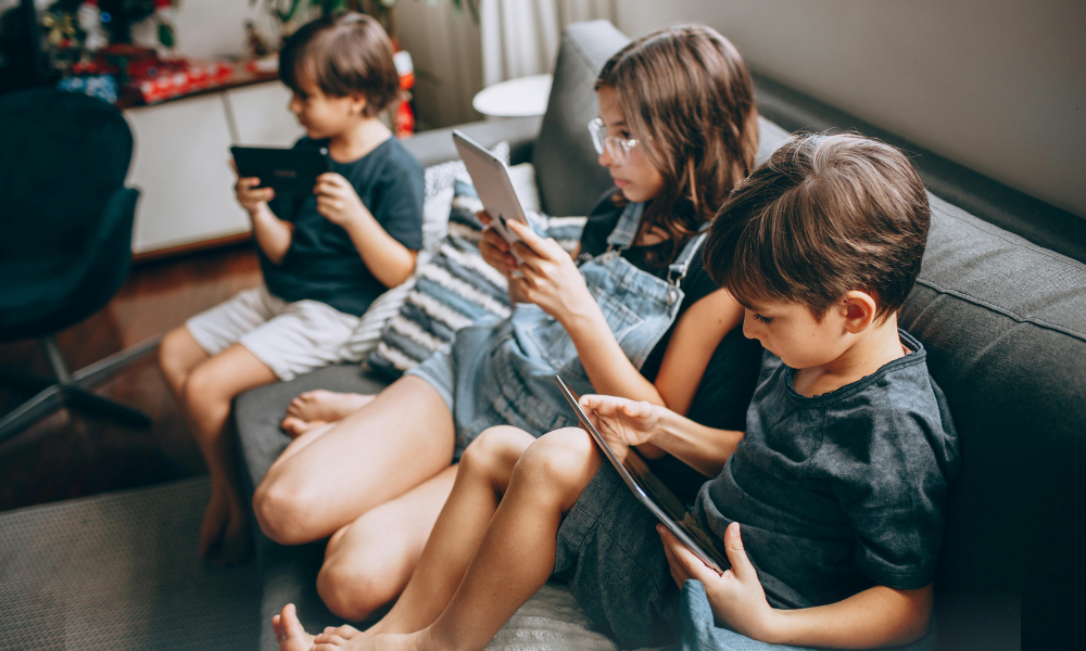 Austria interzice rețelele sociale pentru copiii sub 14 ani