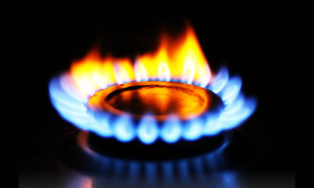 Guvernul menține plafonarea prețului la gaze pentru populație