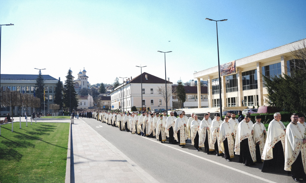 Procesiunea de Florii din Zalău cu peste 2000 de credincioși și ramuri de salcie