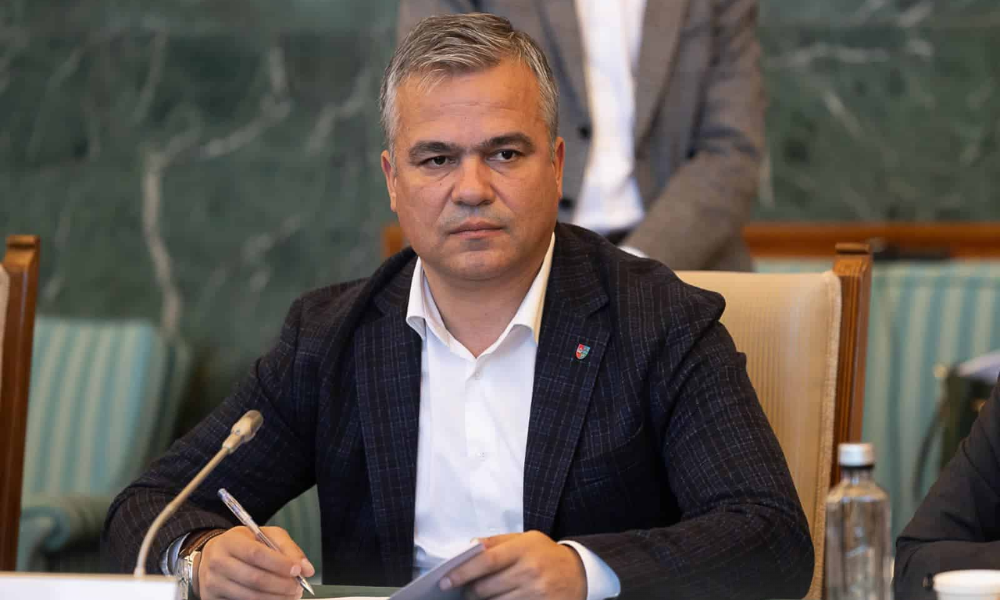 Adrian Veștea, desemnat premier